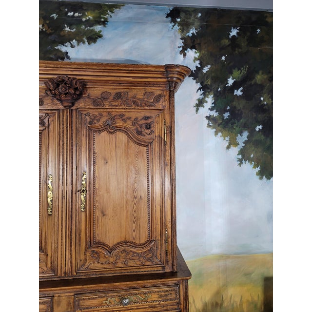 Mountain Buffet in Carved Fir For Sale - Image 3 of 12