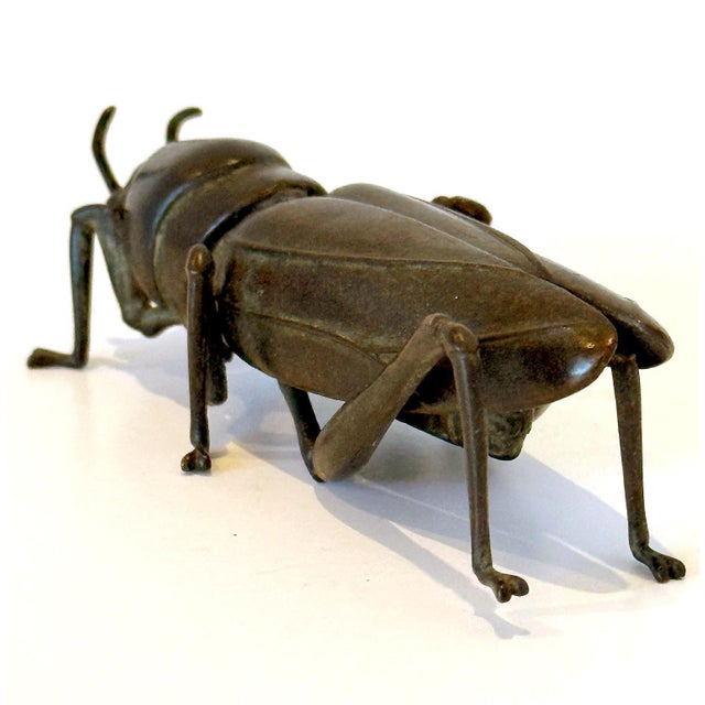 Japanese Articulate Bronze Grasshopper Jizai Okimono Myochin Linage Signed For Sale - Image 16 of 16