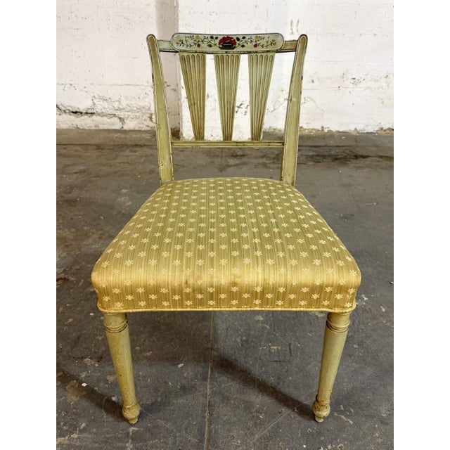 Set of 4 Neoclassical-Style Hand-Painted Arrow-Back Dining Chairs For Sale In Raleigh - Image 6 of 18