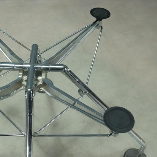 Silver Nomos Table by Norman Foster for Tecno For Sale - Image 8 of 13