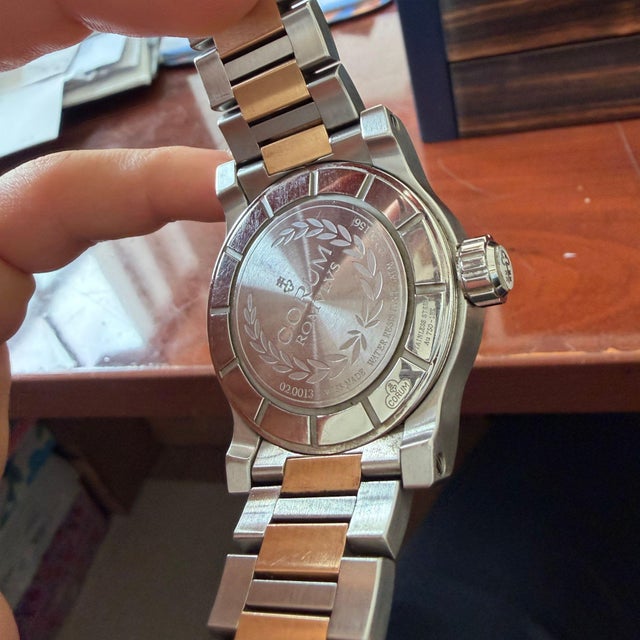 Early 20th Century Corum Romulus 18k Rose Gold 2-Tone Champagne White Dial 42mm Watch Full Set For Sale In Miami - Image 6 of 12