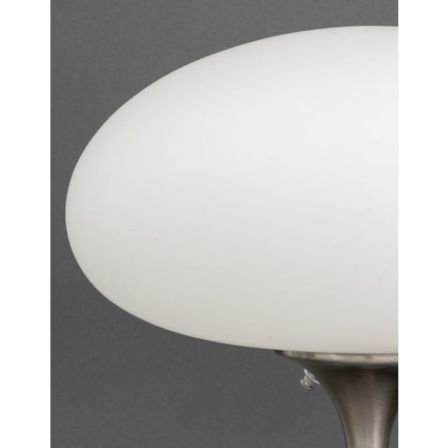 Mid-Century Modern Pair of Laurel Mid-Century Modern Mushroom Table Lamps For Sale - Image 3 of 9