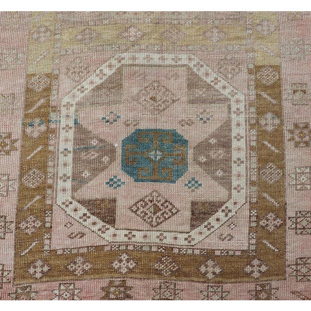 Antique Turkish Oushak Runner With Star Medallion Design in Pastel Tones For Sale - Image 4 of 10