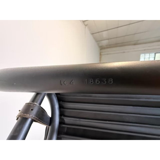 LC4 Chaise Lounge in Leather by Charlotte Perriand for Cassina For Sale - Image 9 of 11