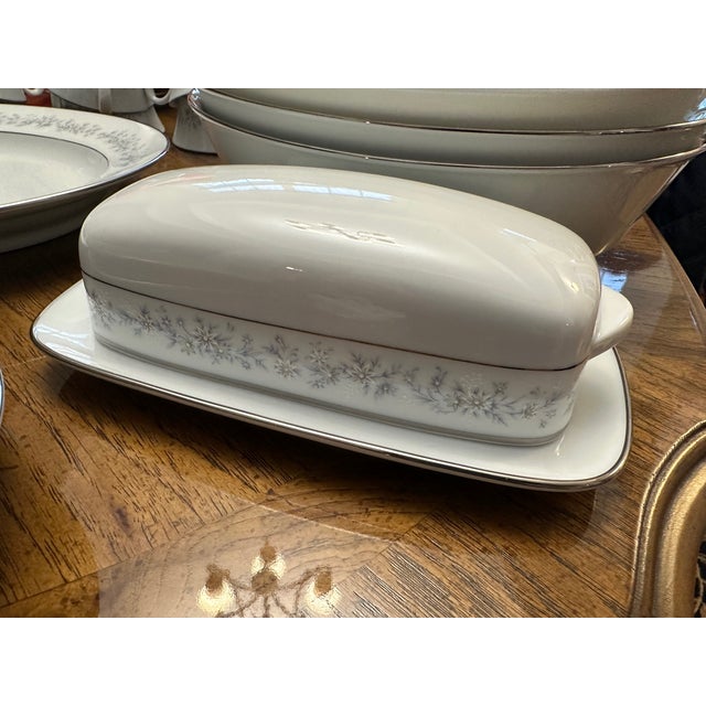 Ceramic 1970s Noritake China 96 Piece - Marywood 2181 For Sale - Image 7 of 8