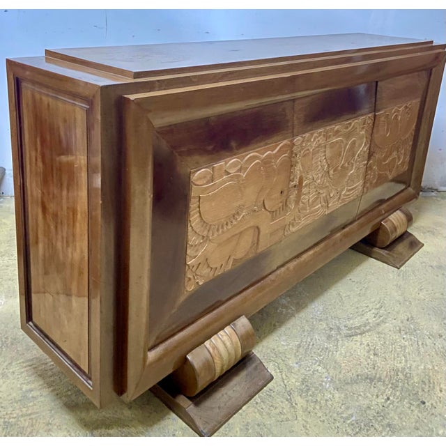 Mid-Century Modern Vintage French Brutalist Sculpted Sideboard in Wood, 1940s For Sale - Image 3 of 12