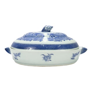 Antique Blue Fitzhugh Pattern Chinese Export Porcelain Tray Warmer & Cover For Sale