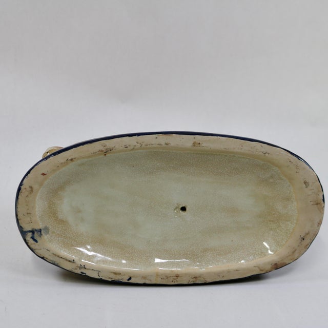 Ceramic Vintage Staffordshire Recumbent Cat Mantle Statue Figurine Left Facing For Sale - Image 7 of 12