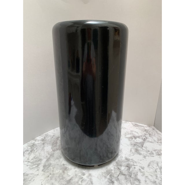 1980s Vintage Large Italian Black and Gold Ginkgo Leaf Vase or Umbrella Vessel For Sale - Image 5 of 11