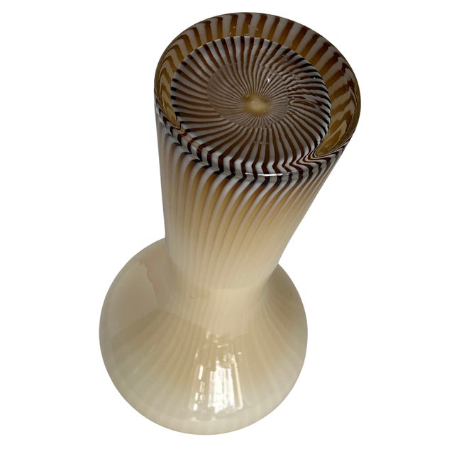 17+ Iin. Massimo Vignelli Venini Fungo Style Murano Beige Striped Art Glass Vase For Sale - Image 12 of 13