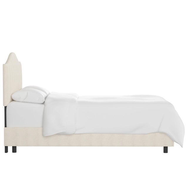 Transitional Kenmore Bed in White Zuma, King For Sale - Image 3 of 6