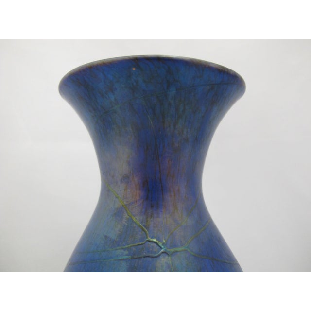 Blue Donald Carlson Iridescent Blue Splatter Studio Art Glass Trumpet Vase For Sale - Image 8 of 12