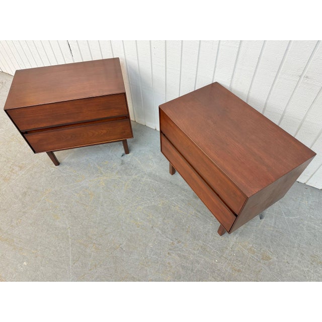 1960s Mid-Century Modern Stanley Walnut Nightstands - Set of 2 For Sale - Image 5 of 10