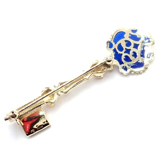 Vintage Mikimoto 18k Yellow Gold Key Blue Enamel Brooch Pin For Sale - Image 4 of 9