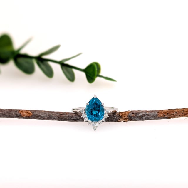 Art Deco 4.75cts Blue Zircon Ring W Natural Diamond Accents in 14k Solid Gold | Pe 9x7mm, Size 6.75 For Sale - Image 3 of 6