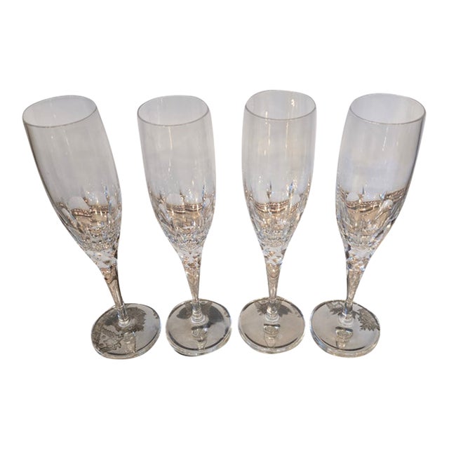 Hoya Champagne Flutes Peony Pattern Set of Four For Sale