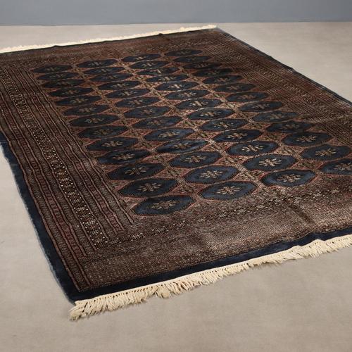 Brown Middle Eastern Bukhara Rug in Wool For Sale - Image 8 of 8