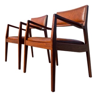 Mid-Century Modern Jens Risom Model C140 "Playboy" Walnut Armchairs - A Pair For Sale