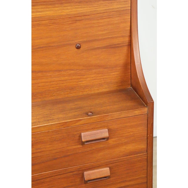 Mid-Century Modern Scandinavian Secretary by Børge Mogensen for Søborg Møbelfabrik, 1960s For Sale - Image 3 of 18