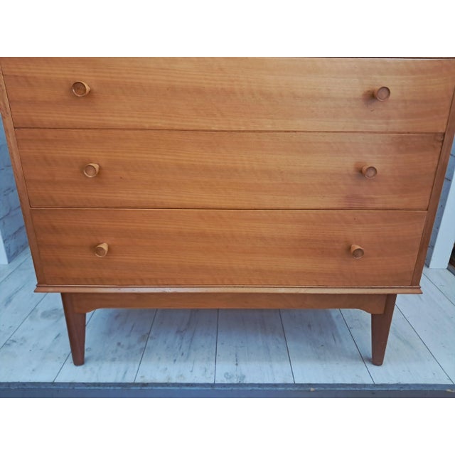 Mid-Century Chest of 5 Drawers in Teak by Alfred Cox, 1950s For Sale - Image 8 of 18