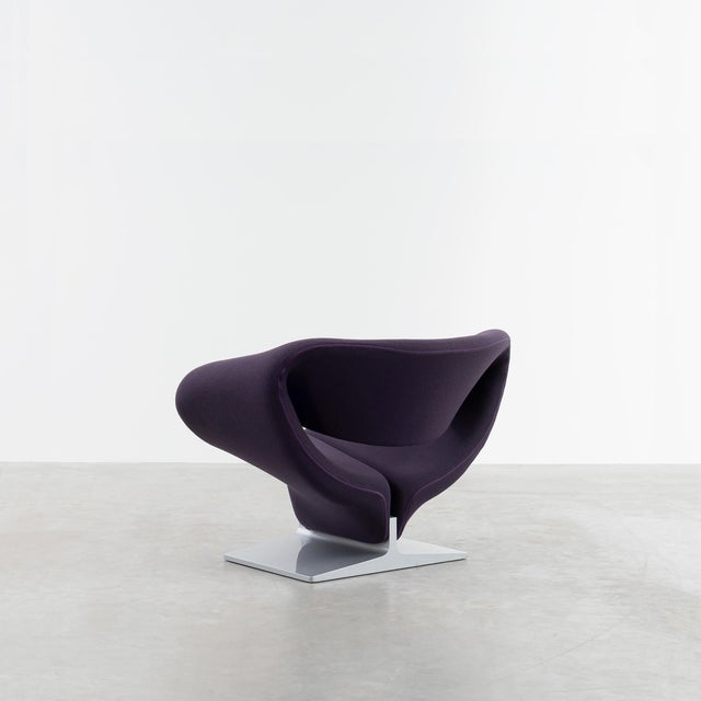 2000 - 2009 Set of Ribbon Lounge Chair and Ottoman in Purple Fabric by Pierre Paulin for Artifort, 2000s For Sale - Image 5 of 11