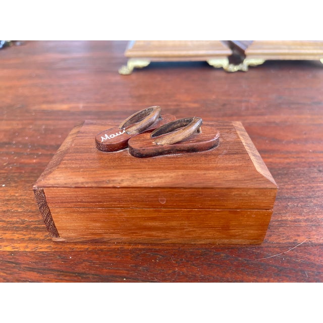 Gosh. Seems like this is a bygone era in Hawaii. Here is a beautiful jewelry box with the finest craftmanship. Love the...