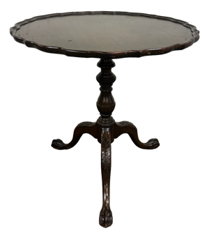 Vintage Chippendale Style Pie Crust Top Tripod Tea Table Side Table