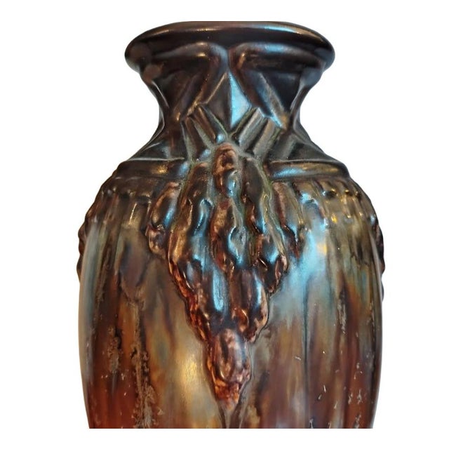 At Maisons Rares, every piece is personally curated: beautiful historical objects from famous French designers and...
