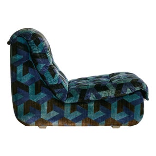 Italian Lounge Chair in Original Geometric Upholstery, 1970s - 3 Available For Sale