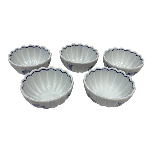 Late 20th Century Japanese Retro Blue and White Porcelain Small Bowl - Set of 5 For Sale