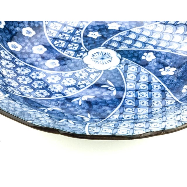 1980s Vintage Hand Painted Japanese Porcelain Signed Collectible Plate For Sale - Image 5 of 10