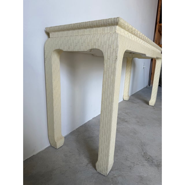 Hollywood Regency Vintage Baker Furniture Asian Style Console Table With Ivory Raffia / Grasscloth Textured Finish For Sale - Image 3 of 12