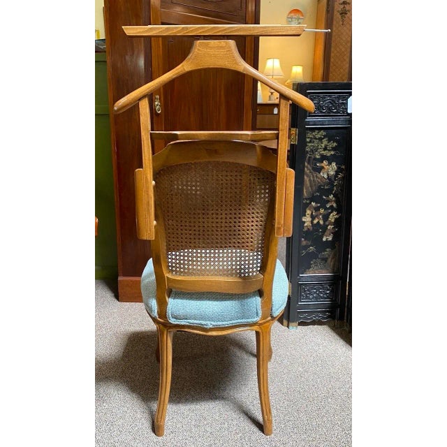 Italian Vintage Italian Gentleman's Valet Chair C.1970 For Sale - Image 3 of 4