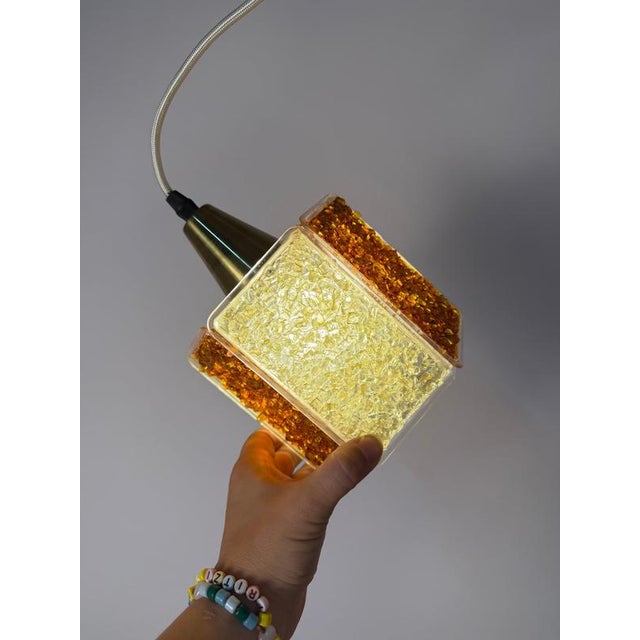 Hexagon Pendant Lamp in Brown and White Acrylic Glass with Granite Look by Roland Konst For Sale - Image 3 of 11