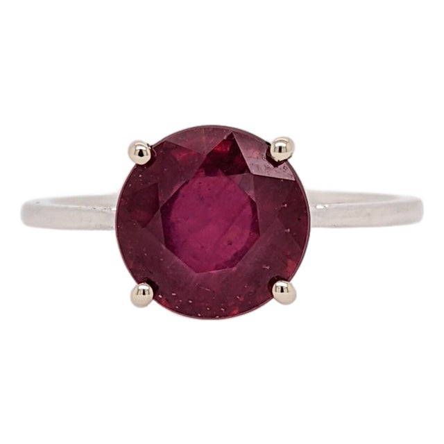 3.8ct Beautiful Red Ruby Ring in Solid 14k White Gold Round 9mm | Solitaire Ring, Size 6.75 For Sale