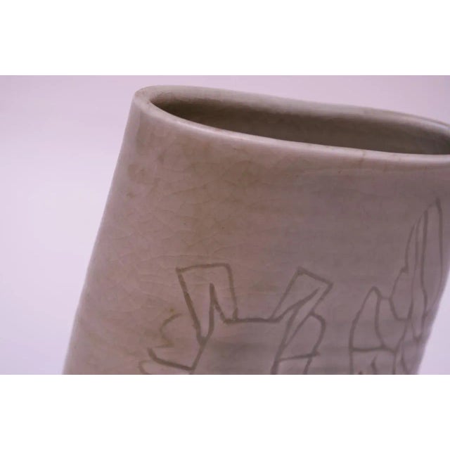 Light Green Studio Stoneware Pale Green Floral Vase Signed Pollack, 1976 For Sale - Image 8 of 13