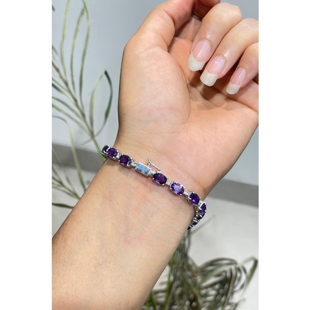Amethyst Hallmarked 925 Sterling Silver East West 13.65 Ct Oval Amethyst Tennis Bracelet For Sale - Image 8 of 13