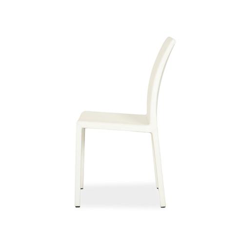 Chairs in White Leather, Set of 4 For Sale - Image 10 of 11