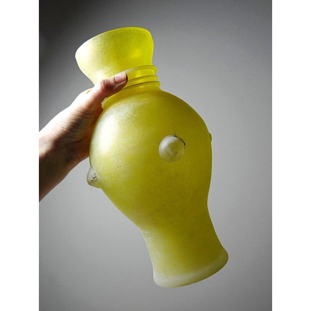 Murano Scavo Yellow Baluster Vase from Seguso Vetri Darte, 1960 For Sale - Image 3 of 11