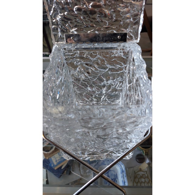 1960s Mid-Century Modern Textured Lucite Ice Bucket For Sale - Image 10 of 13