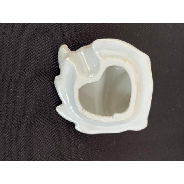 Ceramic Early 20th Century Conch Shell Sugar, Creamer, Salt, Pepper & Tray by Royal Bayreuth For Sale - Image 7 of 12