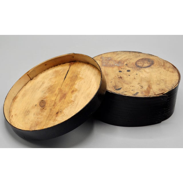 Wood Antique Hand Painted American Farmhouse Bentwood Box For Sale - Image 7 of 8
