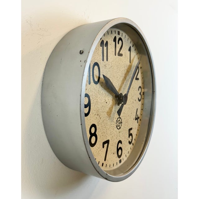 1950s Industrial Factory Grey Wall Clock from Chronotechna, 1950s For Sale - Image 5 of 18