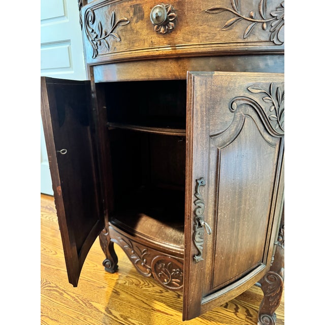 Late 19th Century Late 19th Century French Louis XV Corner Curio Cabinet For Sale - Image 5 of 8