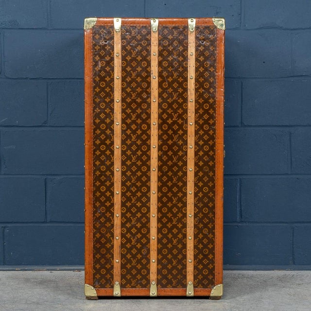 Textile 20th Century Wardrobe Trunk in Monogram Canvas from Louis Vuitton, France, 1930 For Sale - Image 7 of 18
