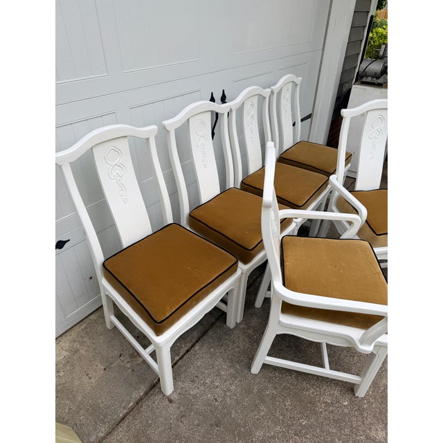 Late 20th Century Vintage Asian Style Lacquered Dining Chairsby Thomasville W/ Velvet Cushions, Set of 6 For Sale - Image 5 of 12