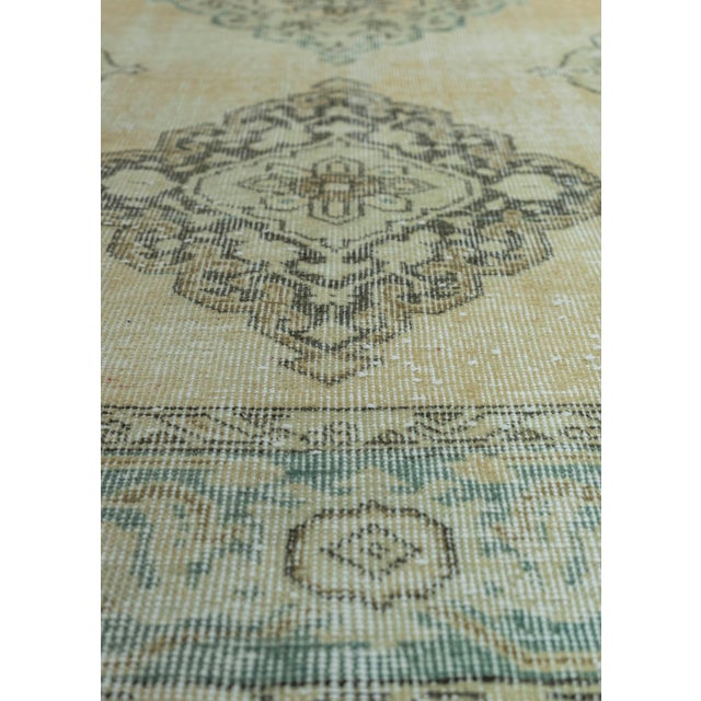 Turkish Vintage Rug 4'7" x 11'10" #20772 For Sale - Image 4 of 8