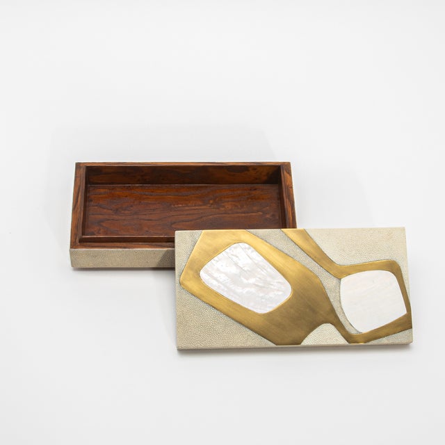 R & Y Augousti Set of 2 Rectangular Boxes in Antique Shagreen With Shell and Brass Insert by R&y Augousti For Sale - Image 4 of 11