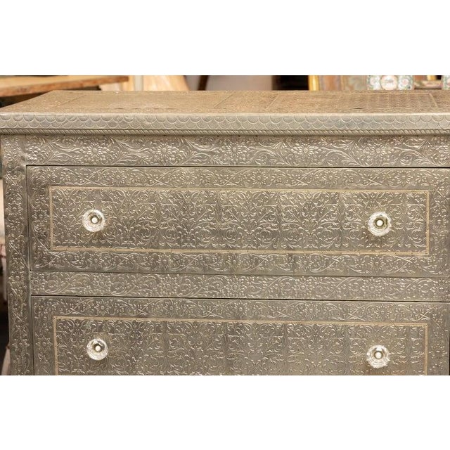 Mid 20th Century Hand-Embossed White Metal-Clad Two-Drawer Chest For Sale - Image 4 of 8