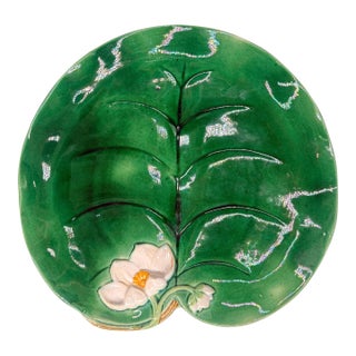 George Jones Majolica Water Lily Plate Glazed in Lush Greens, English, Ca. 1869 For Sale
